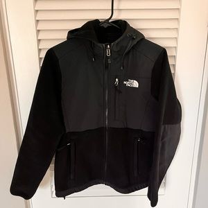 The North Face TNF Denali Women's Fleece Jacket Black Sz Small NWOT